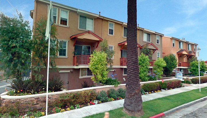 Los Angeles San Fernando Valley California Apartments