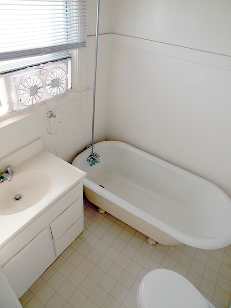 West Doran Apartments, Glendale