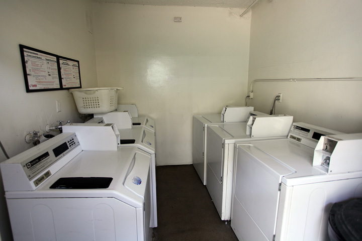 Fair Ave. laundry room