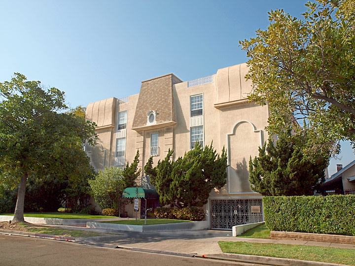 Harvard Apartments, Glendale