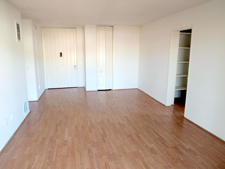 Harvard Apartments, Glendale