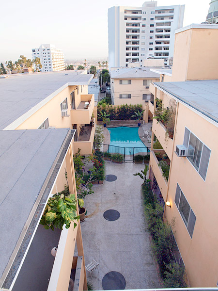 Hillside Apartments, Hollywood